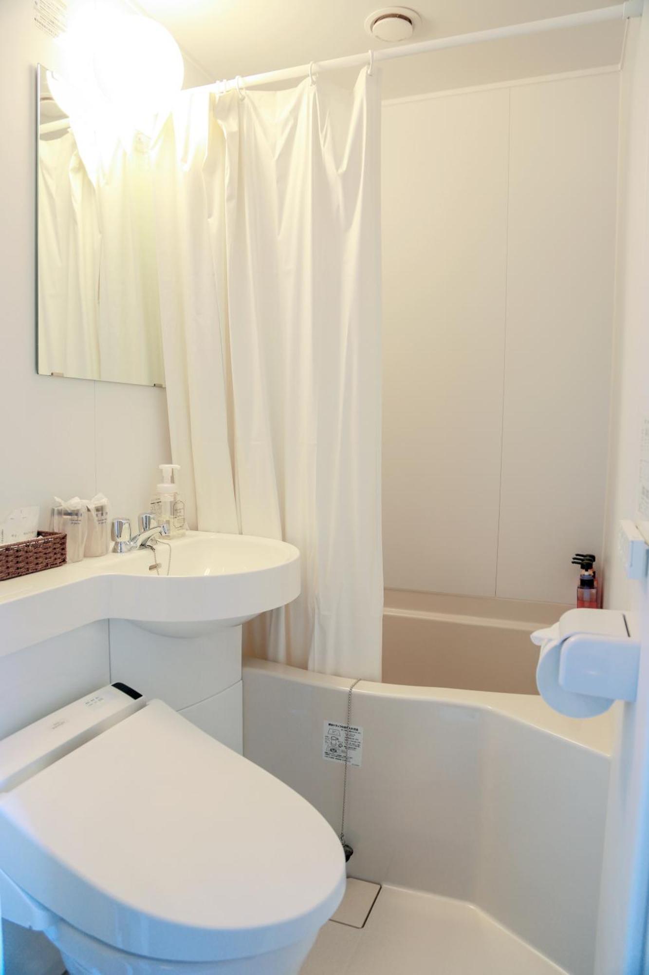 Hotel Comfact Tokyo Bagian luar foto