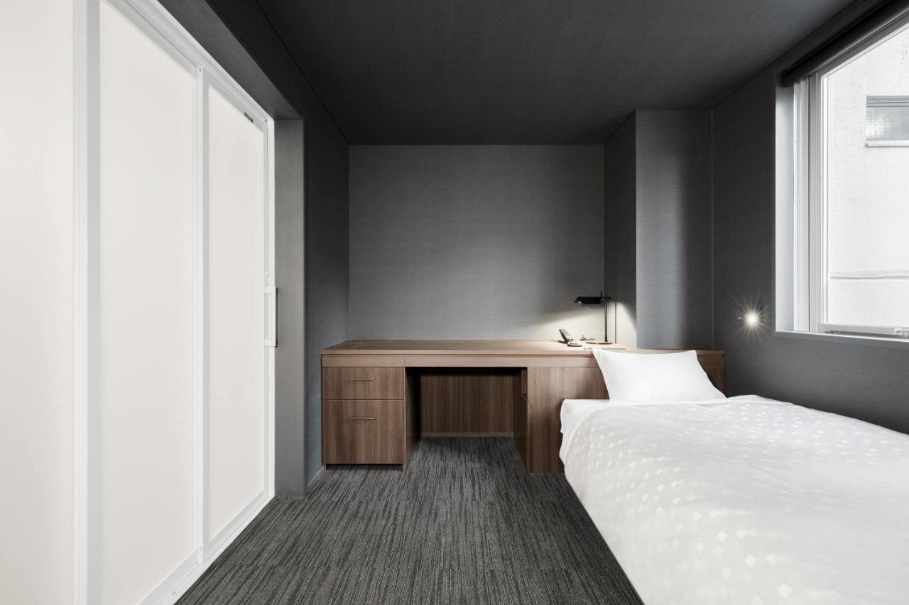 Hotel Comfact Tokyo Bagian luar foto