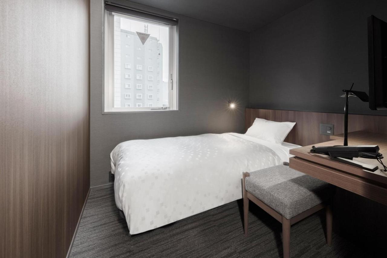 Hotel Comfact Tokyo Bagian luar foto